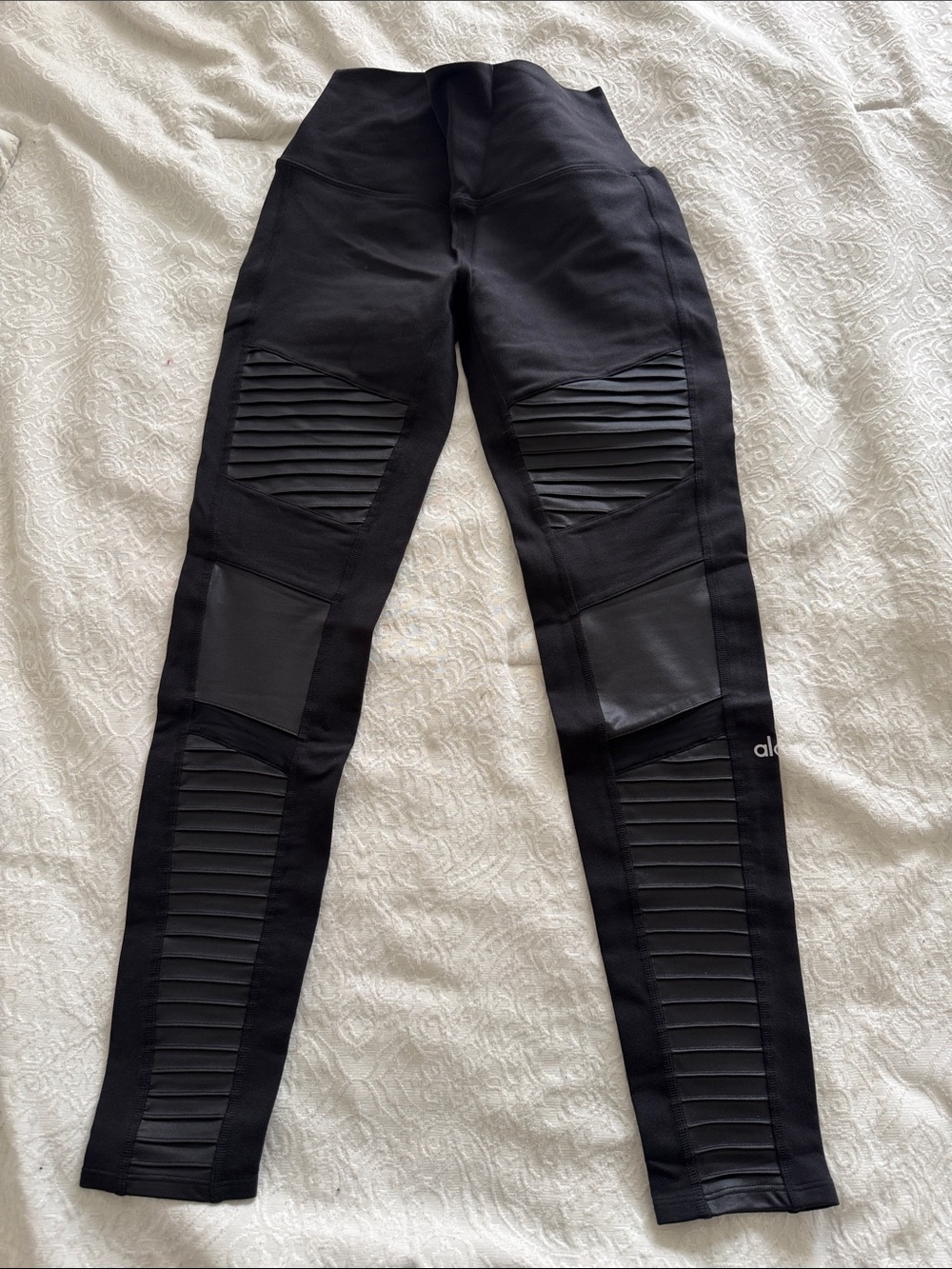 ALO Yoga Black Moto-Style High-Rise Jeggings